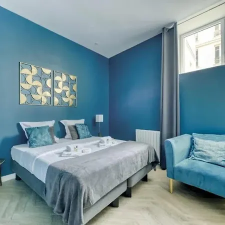 Sacre-coeur Modern 4bd With Sauna For 10 Guests! Paris