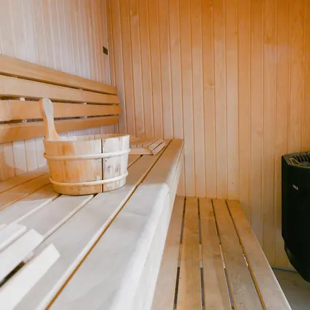Sacre-coeur Modern 4bd With Sauna For 10 Guests! *