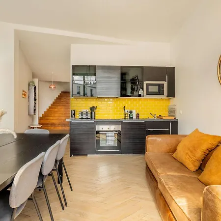 Sacre-coeur Modern 4bd With Sauna For 10 Guests! * パリ