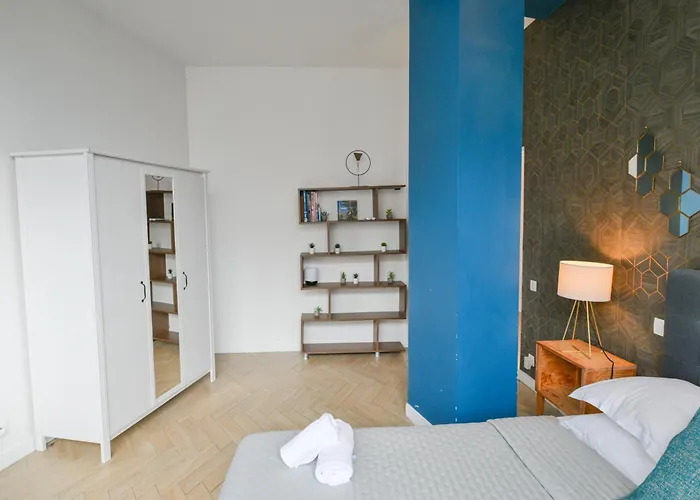 Sacre-coeur Modern 4bd With Sauna For 10 Guests! *