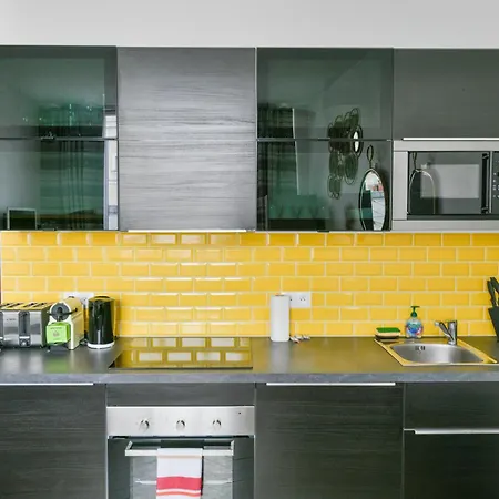 Sacre-coeur Modern 4bd With Sauna For 10 Guests! * 파리